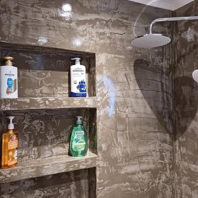 شقة Boutique Eptalofos 15Min From Airport And Sea Kouvarás المظهر الخارجي الصورة