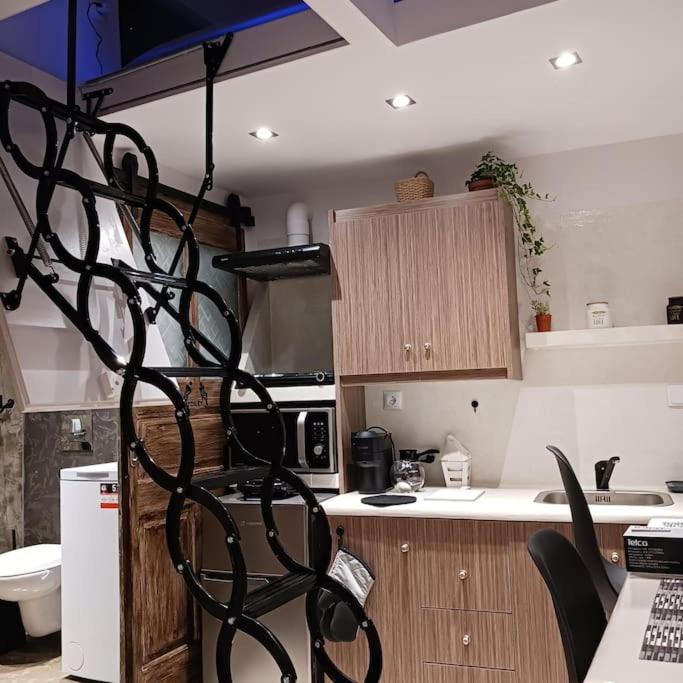 شقة Boutique Eptalofos 15Min From Airport And Sea Kouvarás المظهر الخارجي الصورة