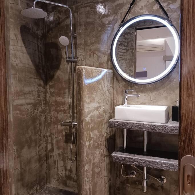 شقة Boutique Eptalofos 15Min From Airport And Sea Kouvarás المظهر الخارجي الصورة
